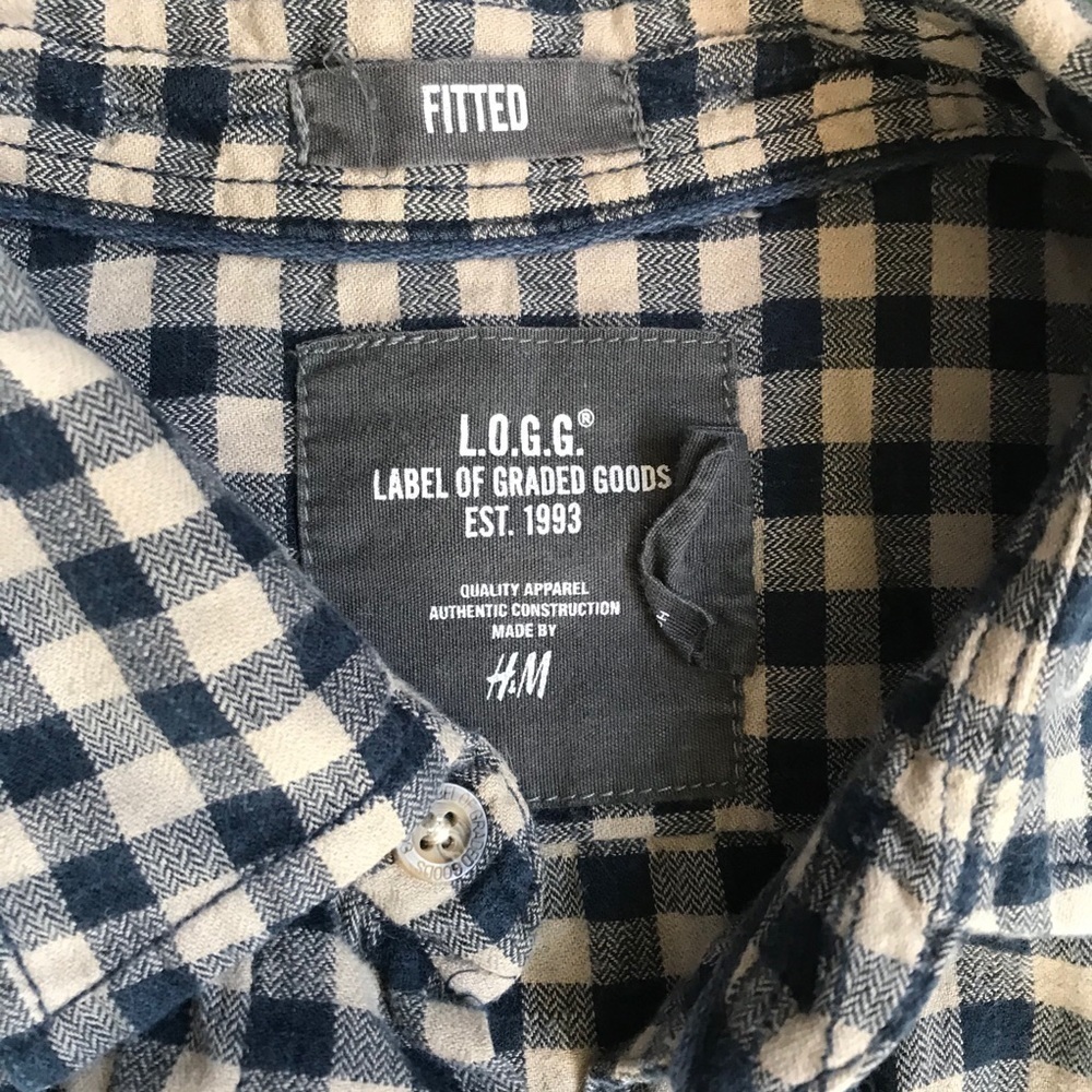 H&M Checkered Button Up - Picture 2 of 3